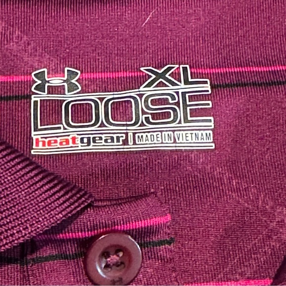 Under Armour Plum Purple Fuschia Golf Polo Shirt Loose Heatgear Size XL. - Picture 2 of 4